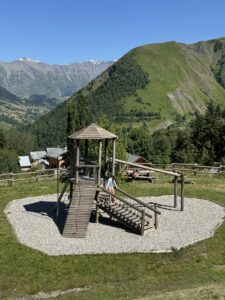 aire de jeux plan d'eau